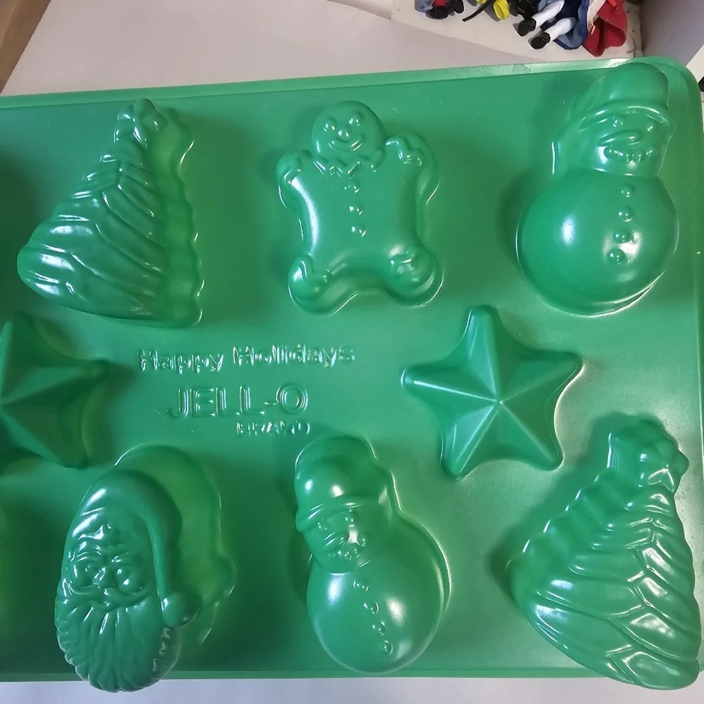 Set Of 3 Jello Jigglers Happy‎ Holiday Molds Santa Snowman Ornaments Snowflake